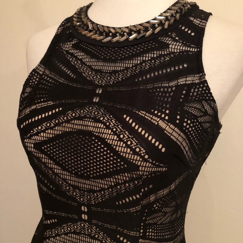 Maggy London Black Jewel Neckline Cocktail Dress - Picture 12 of 12